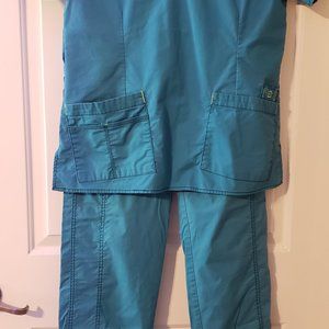 WonderWink WonderFlex Scrub set